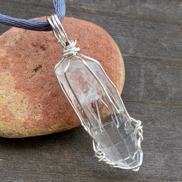 Small Quartz Crystal Necklace - Picture 6 of 14